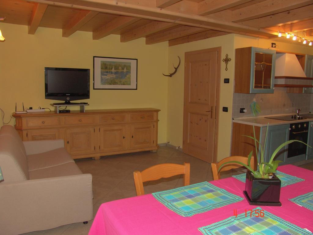 Casa Martina Apartment Livigno Phòng bức ảnh